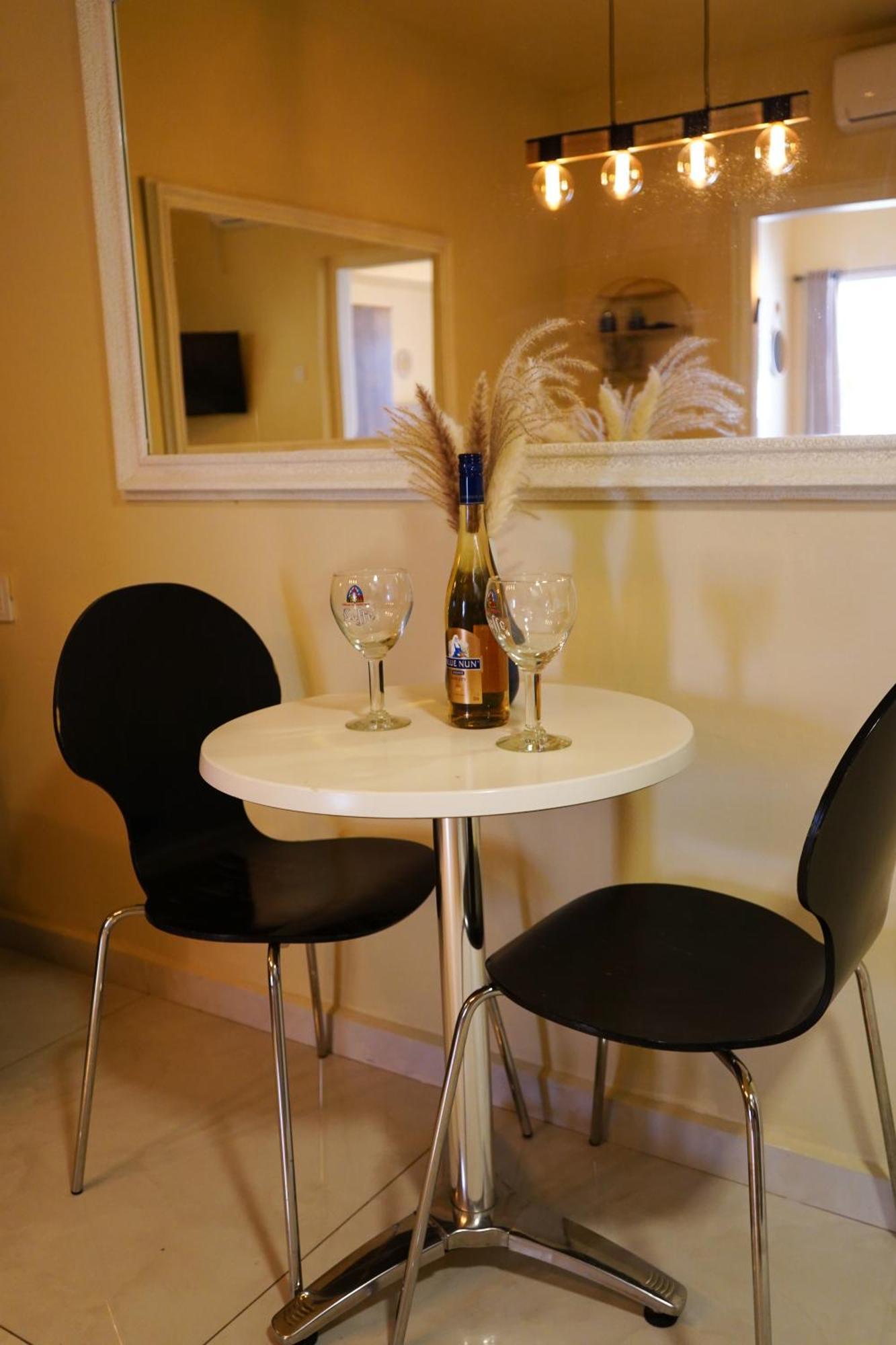 דירת נופש אילת -אלמוג Almog Suite In Eilat Close To Red Sea - דירת נופש אלמוג מרחק נגיעה מהים المظهر الخارجي الصورة
